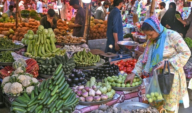 Inflation in Pakistan drops to nine-year low in FY2025